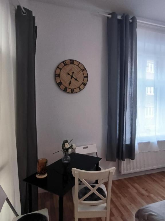 Apartment Two Streets One Stay Stefana & Damrota *